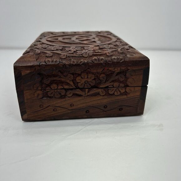 Triquetra Celtic Floral Hand Carved Wooden Trinket Keepsake Box Gemstones - Picture 2 of 16